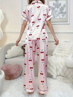 PIJAMA DE SATÉN PINK CHERRY en internet