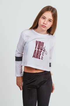 225-4133 REMERA CON RECORTE MANGA ENOUGH - Guilligan Jeans