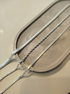 Chokers Banhadas á Prata