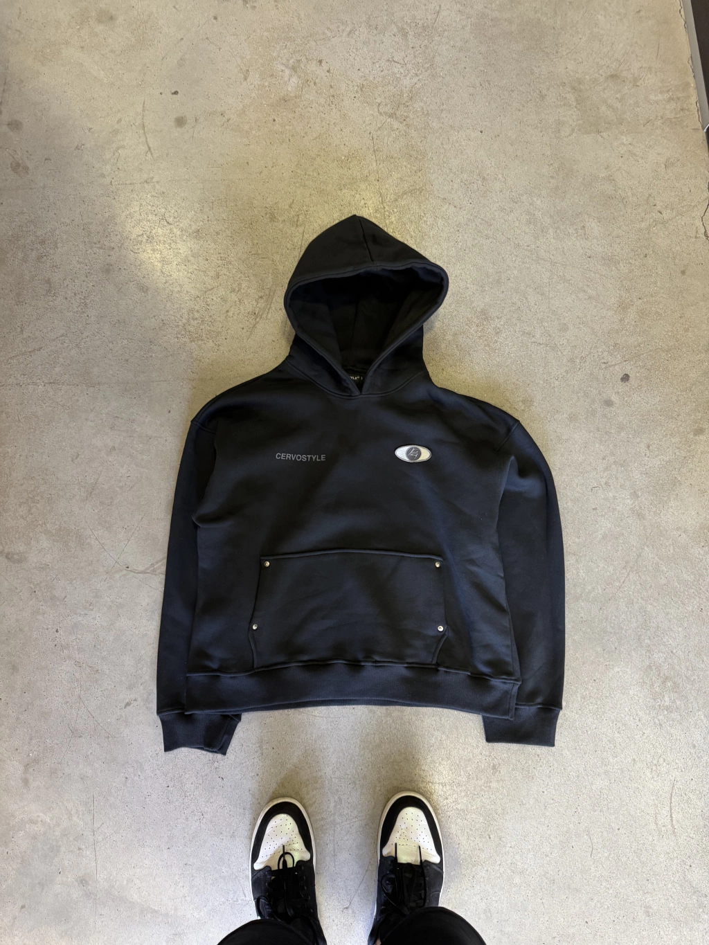 BUZO LABEL EXCLUSIVE - BLACK