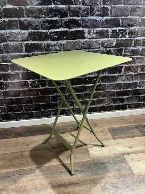 MESA VITANGE TAPA DE CHAPA 60X60 (1155)