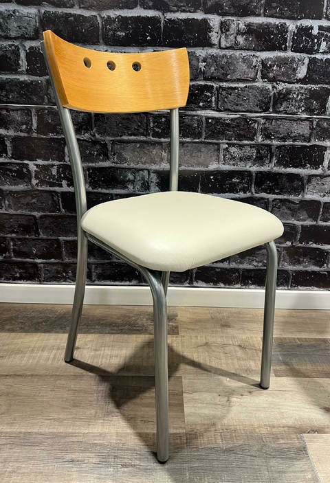 SILLA “FIRENZE” RESPALDO PREMIUM LUSTRADO (3036L)