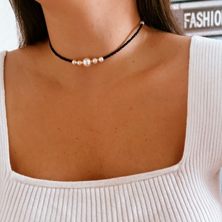 Choker Preta com pérola Leticia