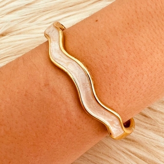 Bracelete Dourado Onda Pérolado