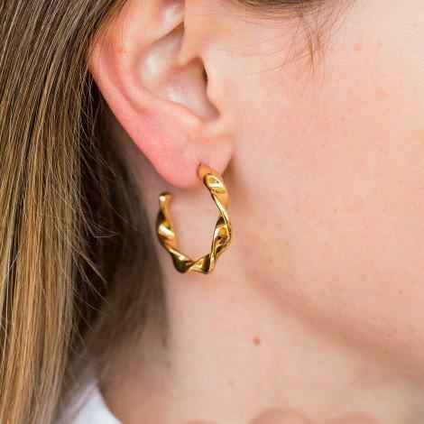 Argola Dourada Torcida Paloma