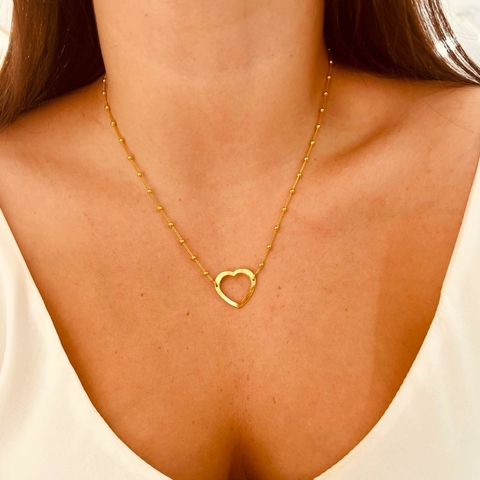 Colar Dourado com bolinhas e Coração Lexa
