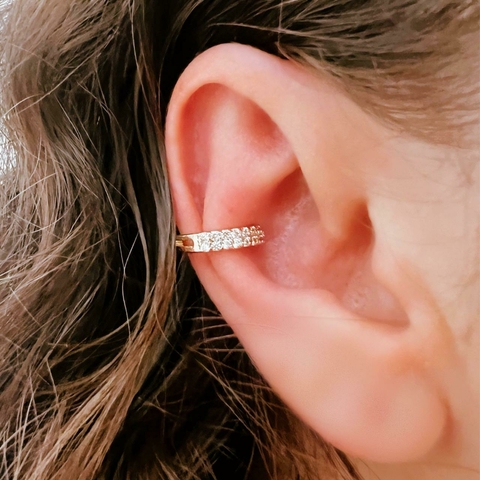 Fake Piercing Dourado Angélica