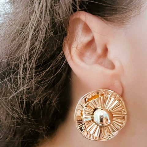 Brinco Dourado Redondo Angélica