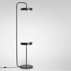Acopla de pie con mesa