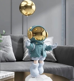 MR ASTRONAUTA SPACE