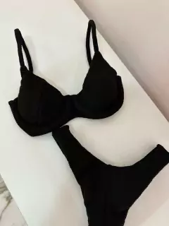 Biquíni Folia - preto na internet