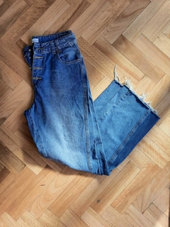 Imagen de Jean recto con botones, ZARA