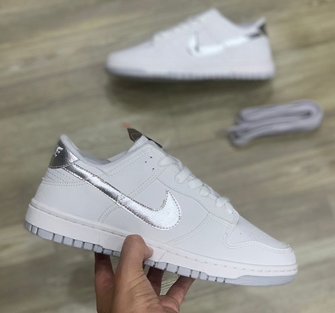 Tênis Nike Dunk Low Prata