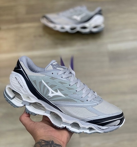 Tênis Mizuno Prophecy1 Cinza