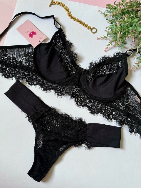 Conjunto de Lingerie Sem Bojo