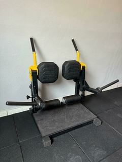 FLEXORA EM PÉ COMPACTA - POSTERIOR na internet