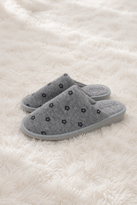 PANTUFLA CERRADA MORLEY FLORCITAS