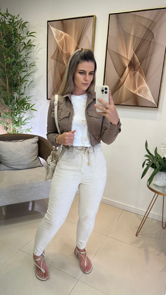 JAQUETA CROPPED CAQUI - comprar online