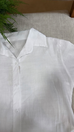 CAMISA BRANCA na internet