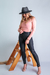 Calça em glossy com zíper tratorado - loja online