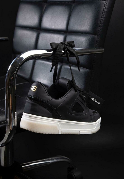 zapatilla buenos aires black and white