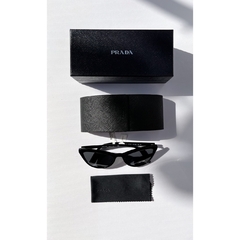Óculos de Sol Prada SPR01V - comprar online
