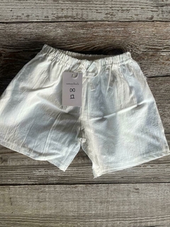Shorts nudos en internet