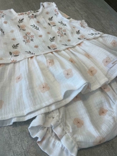 Camisa GRA flores - santa paciencia