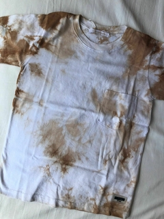 Remera batik beige - comprar online