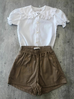 Short gabardina camel en internet