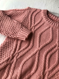 Sweater tejido rosa en internet