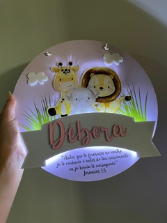 Led safari menina - Personalize como quiser na internet