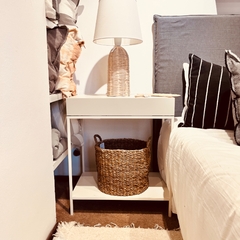 MESA DE LUZ PISTACHO