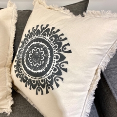 ALMOHADON MANDALA en internet