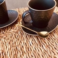 TAZA Y PLATO BLACK en internet