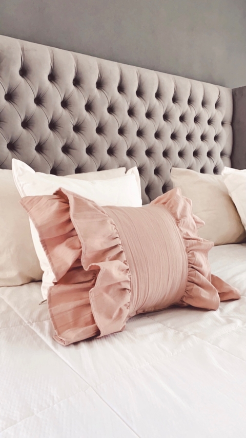 Almohadón Volados Rosa