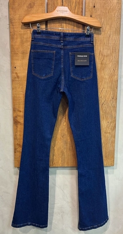 Calça Flare recortes stonada - Boutique Karina Rasga