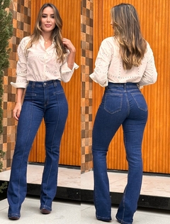 Calça Flare recortes stonada - comprar online