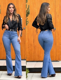 Calça Flare delave - comprar online