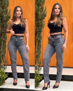 calça jeans mom black - comprar online