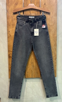 calça jeans mom black - Boutique Karina Rasga