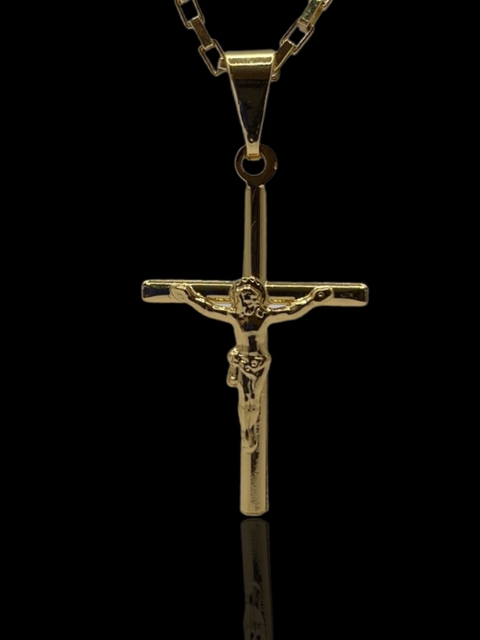 PINGENTE CRUZ PALITO COM JESUS CRUCIFICADO MINI - 2,5X1,5CM - BANHADO A OURO 18K