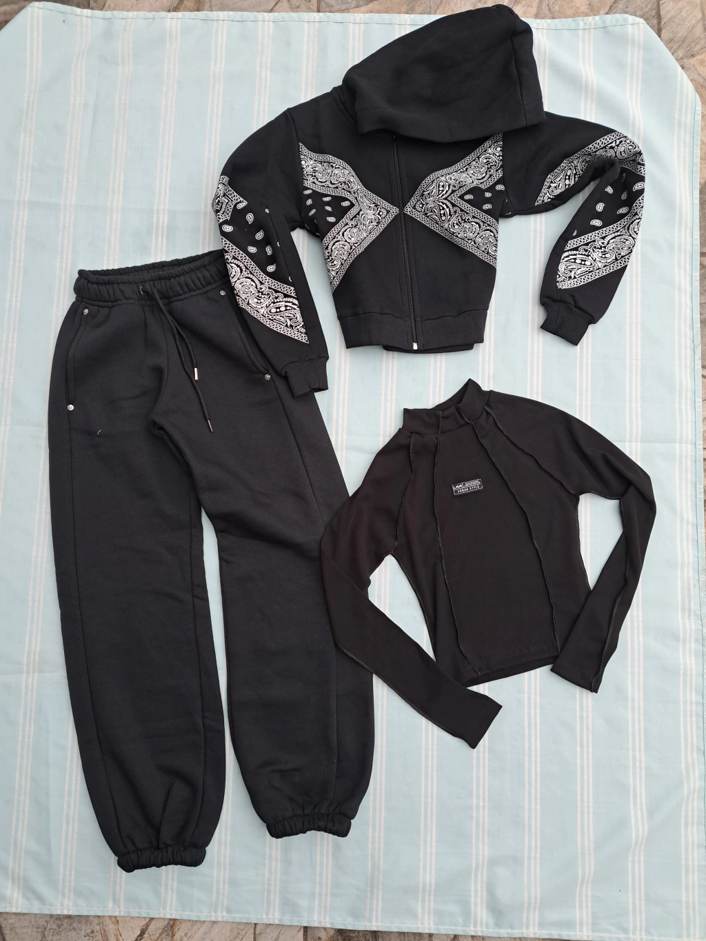 COMBO TEEN