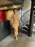 Vestido midi texturizado fivela dourada