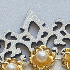 Enfeite de Parede de Aparecida com Strass - Branco - Loja D`Lucas