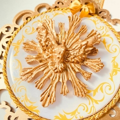 Escapulário de Porta Divino e São Bento Dourado - LUXUOSO!