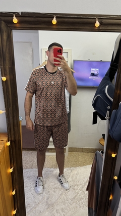 Conjunto Adidas en internet