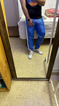 Pantalón Rompeviento Nike adulto