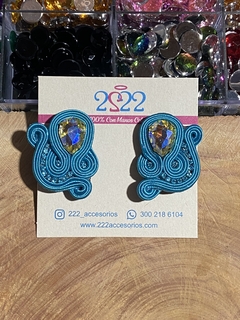 ARETES MIA en internet
