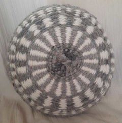 ALMOHADON "LULE" A BASTONES - comprar online
